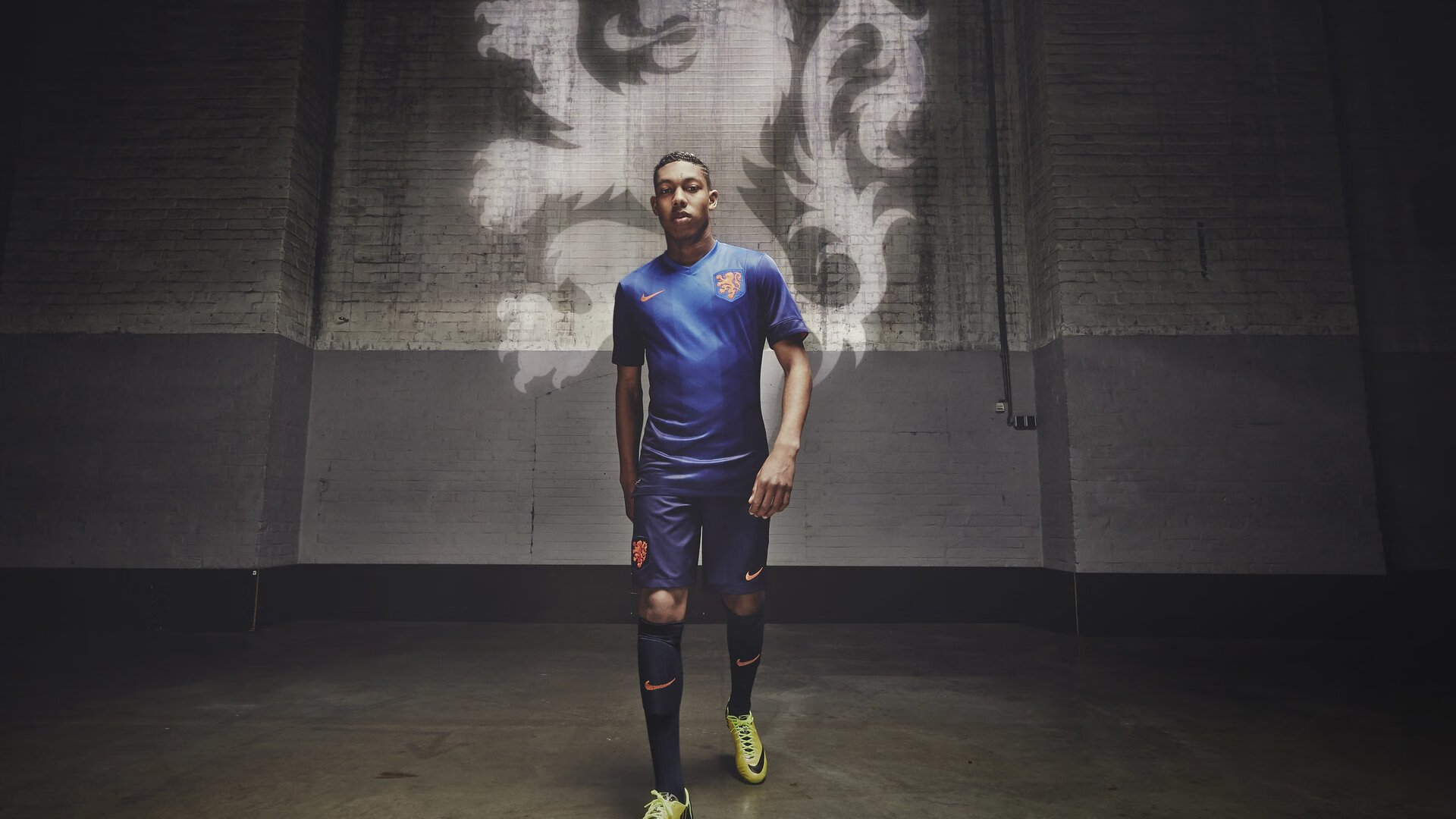 九游官方正版游戏中心-“英超豪强鏖战，争冠格局逐步明晰”，英超争冠形势